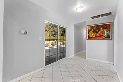 6902 Quakertown Avenue, Winnetka, CA 91306 - Photo 12