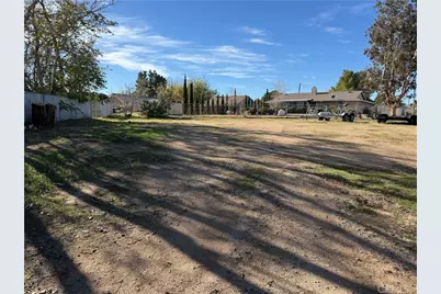 17747 Walnut, Hesperia, CA 92345 - Photo 28
