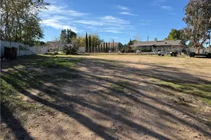 17747 Walnut, Hesperia, CA 92345 - Photo 28