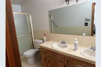 17747 Walnut, Hesperia, CA 92345 - Photo 10