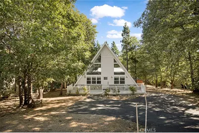 987 Tirol Lane, Lake Arrowhead, CA 92352 - Photo 2