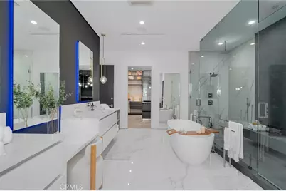 15231 Greenleaf Street, Sherman Oaks, CA 91403 - Photo 34