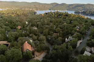 28000 West Shore Dr, Lake Arrowhead, CA 92352 - Photo 28