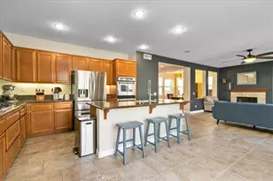 36554 Torrey Pines, Beaumont, CA 92223 - Photo 4