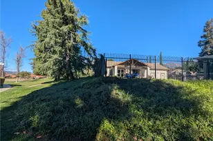 13673 Dogwood, Yucaipa, CA 92399 - Photo 28