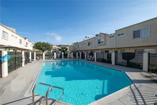 401 W 220th St, Carson, CA 90745 - Photo 8
