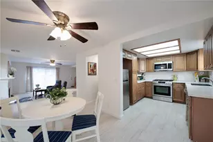 401 W 220th St, Carson, CA 90745 - Photo 18
