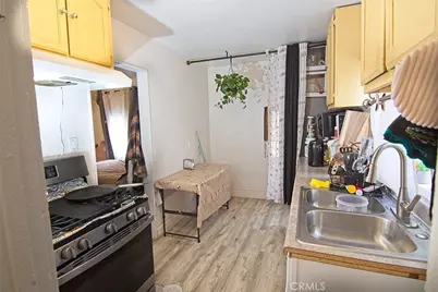 6905 Compton, Compton, CA 90001 - Photo 10
