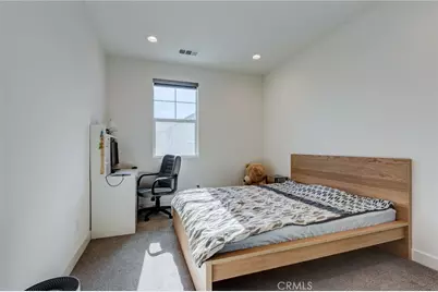 4240 S Crisanta Privado, Ontario, CA 91761 - Photo 18