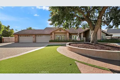 2785 State St, Corona, CA 92881 - Photo 2