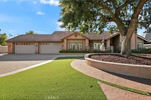 2785 State St, Corona, CA 92881 - Photo 2