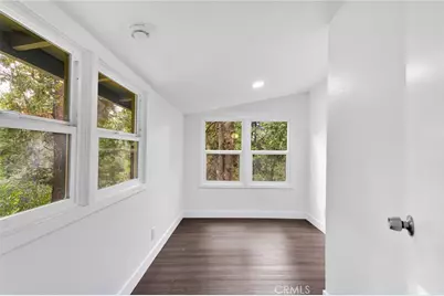 480 Valley Road, Crestline, CA 92325 - Photo 18