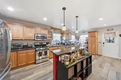 1298 W Baseline, Claremont, CA 91711 - Photo 12