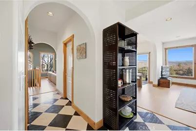 417 Emerald, Lake Arrowhead, CA 92352 - Photo 22