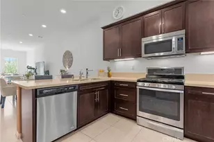 105 Plateau, Irvine, CA 92618 - Photo 6