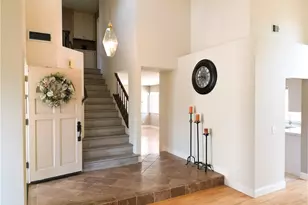 27745 Desert Pl, Castaic, CA 91384 - Photo 4