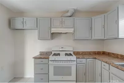 720 E George St, Banning, CA 92220 - Photo 14