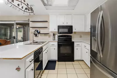 27166 Dahlia Ct, Menifee, CA 92586 - Photo 16