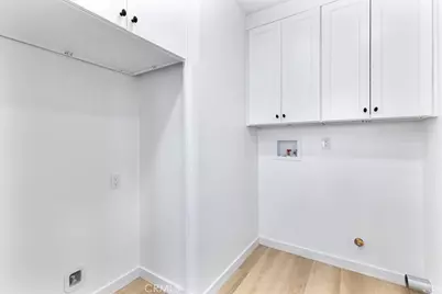 1819 Hauser Boulevard, Los Angeles, CA 90019 - Photo 38