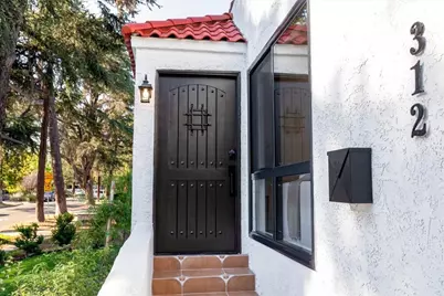 312 N Bronson Avenue, Los Angeles, CA 90004 - Photo 4
