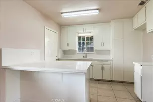 9645 Palmetto Ave, Fontana, CA 92335 - Photo 4