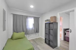 1237 N Evergreen, Anaheim, CA 92805 - Photo 20