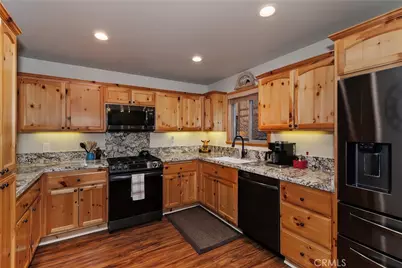 346 Leonard, Sugarloaf, CA 92386 - Photo 16