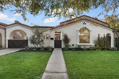 3905 Roxton Avenue, Los Angeles, CA 90008 - Photo 1