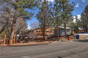 581 Highland Ln, Sugarloaf, CA 92386 - Photo 1