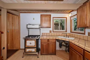 581 Highland Ln, Sugarloaf, CA 92386 - Photo 24