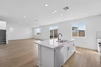 33418 Rusty Court, French Valley, CA 92596 - Photo 4