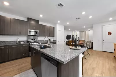 15188 Horizon #7 Street, Fontana, CA 92336 - Photo 6