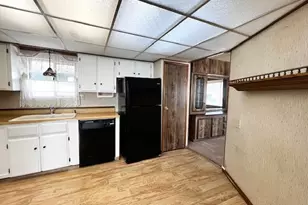 3850 Atlantic Ave, Highland, CA 92346 - Photo 10