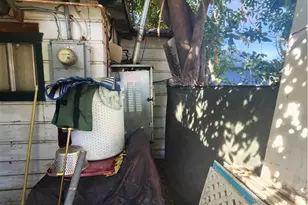 712 S Vicentia, Corona, CA 92882 - Photo 44