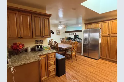 6581 Merito, San Bernardino, CA 92404 - Photo 4