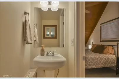 27445 Cedarwood Drive, Lake Arrowhead, CA 92352 - Photo 22