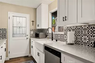 30789 All View, Running Springs, CA 92382 - Photo 8