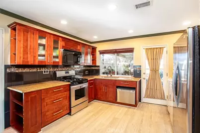 220 N Kodiak, Anaheim, CA 92807 - Photo 4