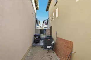 15008 Gallery Wy, Fontana, CA 92336 - Photo 26