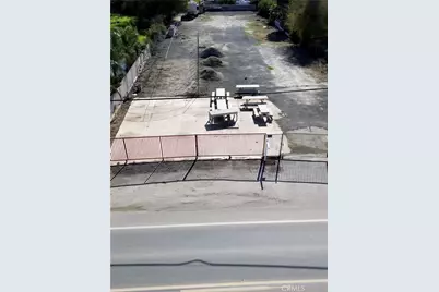 21321 Cajalco, Perris, CA 92570 - Photo 2