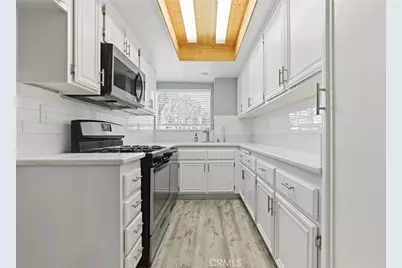 8594 Shramsburg, Rancho Cucamonga, CA 91730 - Photo 16