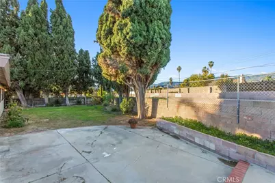 25820 Date Street, San Bernardino, CA 92404 - Photo 30