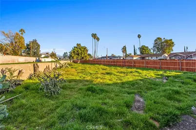 25820 Date Street, San Bernardino, CA 92404 - Photo 32