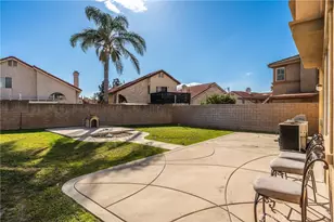 15359 Palm Leaf, Fontana, CA 92336 - Photo 32
