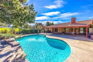 10211 Bryant Outer Hwy, Yucaipa, CA 92399 - Photo 36