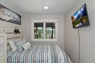 27921 West Shore, Lake Arrowhead, CA 92352 - Photo 20