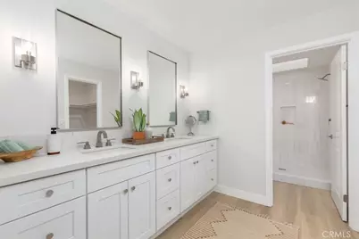 17150 Burbank Boulevard #25, Encino, CA 91316 - Photo 22