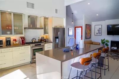 1133 E Via Escuela, Palm Springs, CA 92262 - Photo 8