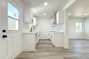 14605 S Bahama Ave, Compton, CA 90220 - Photo 8