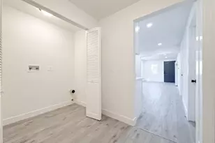 2442 E 114th St, Los Angeles, CA 90059 - Photo 14
